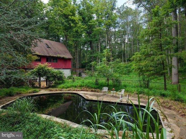 27 WORMAN RD, Stockton, NJ 08559