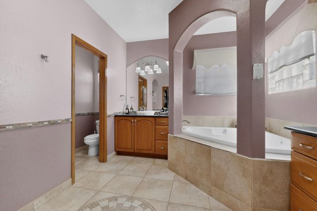 617 Monterrey Road NE, Rio Rancho, NM 87144