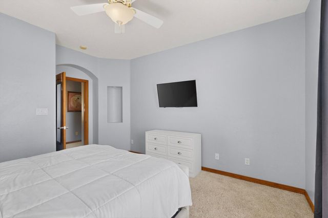617 Monterrey Road NE, Rio Rancho, NM 87144