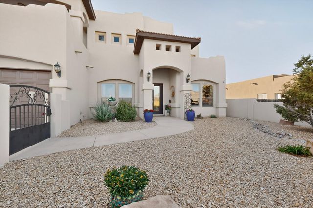 617 Monterrey Road NE, Rio Rancho, NM 87144