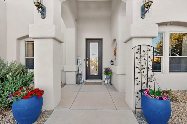 617 Monterrey Road NE, Rio Rancho, NM 87144