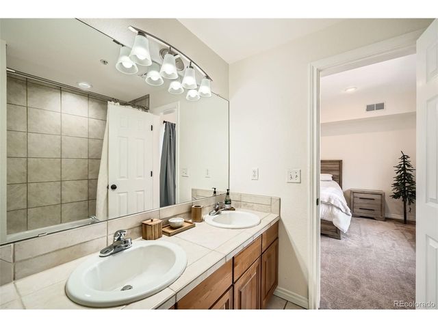 2901 Wyandot St 8, Denver, CO 80211