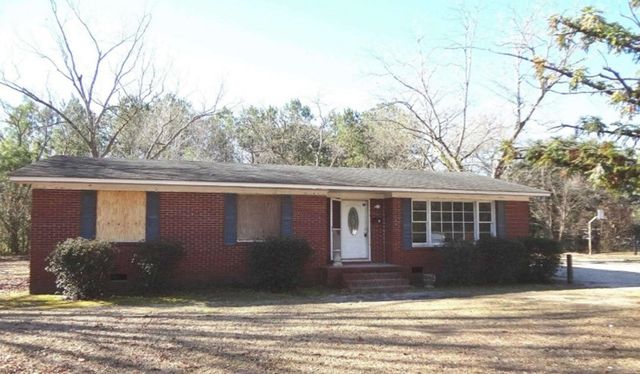 12 E Sassafras St., Andrews, SC 29510