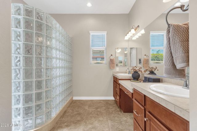 2593 E Plum Street, Gilbert, AZ 85298