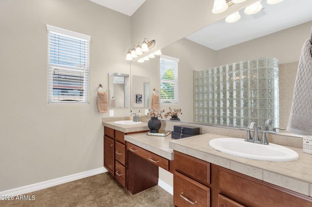 2593 E Plum Street, Gilbert, AZ 85298