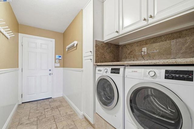 66 Oakridge Ct, Danville, CA 94526