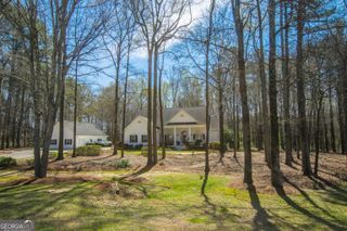 2669 Bay Ridge Drive, Loganville, GA 30052