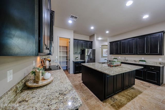 2320 E ALLEN Street, Phoenix, AZ 85042