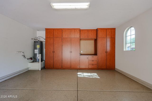 2320 E ALLEN Street, Phoenix, AZ 85042