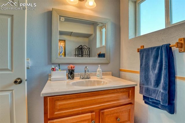 4032 Colony Hills Circle, Colorado Springs, CO 80916