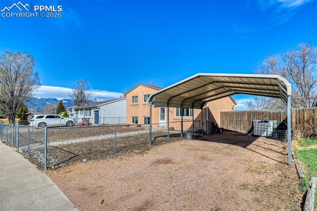 4032 Colony Hills Circle, Colorado Springs, CO 80916