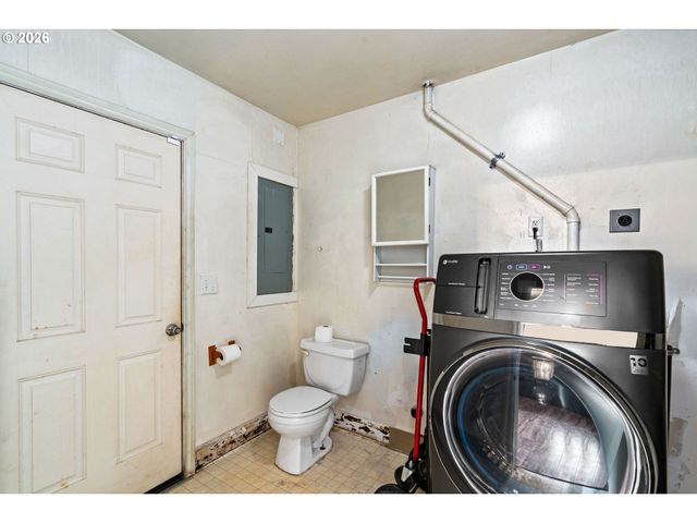 3003 RIVER Rd, Eugene, OR 97404
