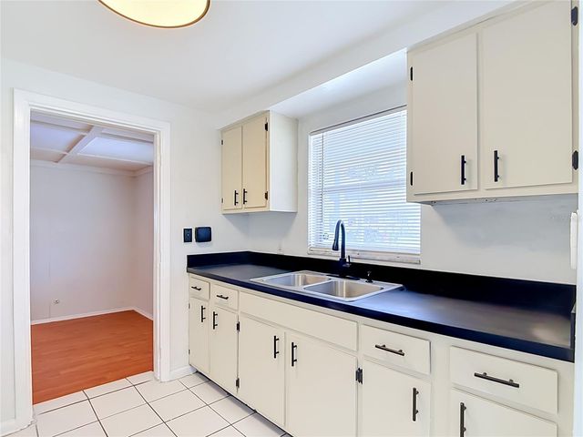 4416 N JOHN BELL JR DRIVE, Tampa, FL 33610