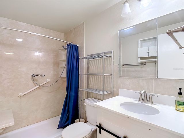 4416 N JOHN BELL JR DRIVE, Tampa, FL 33610