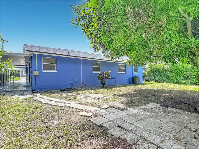 4416 N JOHN BELL JR DRIVE, Tampa, FL 33610