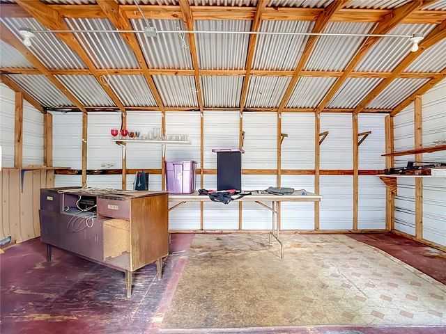 4416 N JOHN BELL JR DRIVE, Tampa, FL 33610