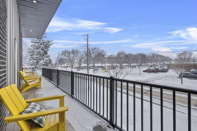 1751 S ONEIDA STREET, Green Bay, WI 54304