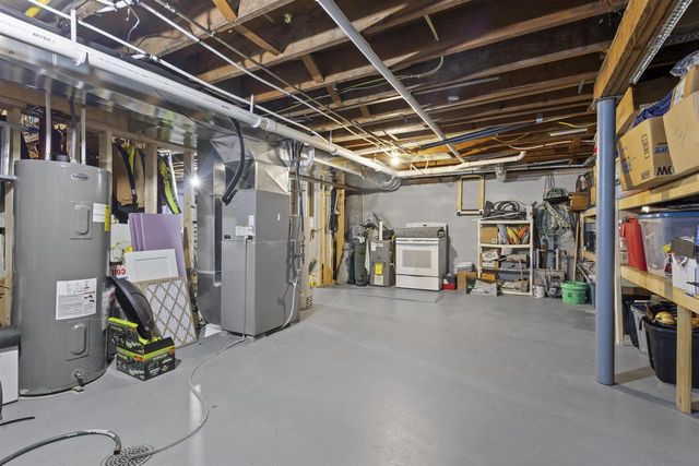 1751 S ONEIDA STREET, Green Bay, WI 54304