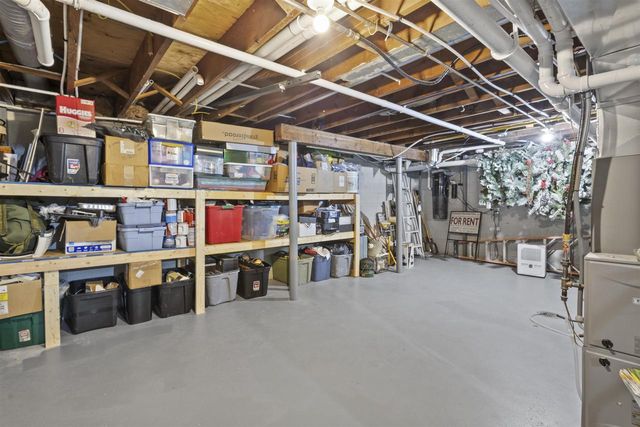 1751 S ONEIDA STREET, Green Bay, WI 54304