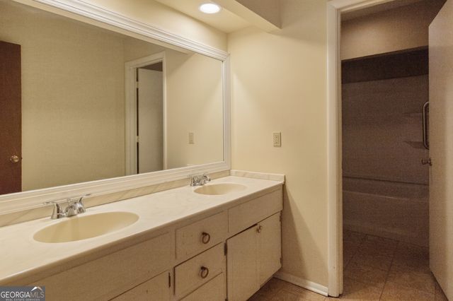 9441 Ga. HWY 169, Glennville, GA 30427