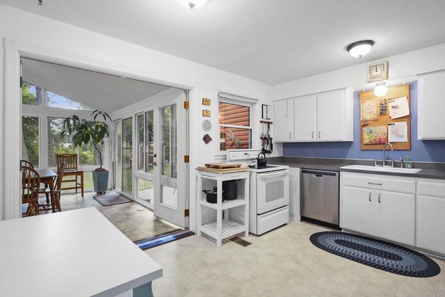 4707 Winnequah Road, Monona, WI 53716