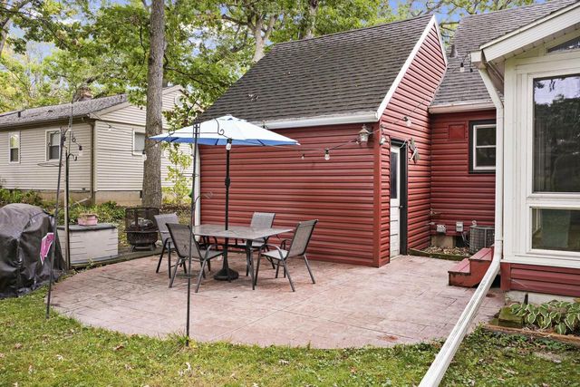 4707 Winnequah Road, Monona, WI 53716