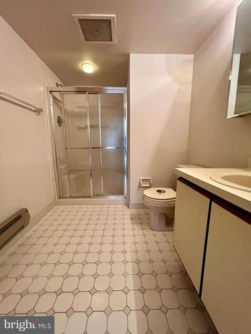 800 AVONDALE RD, Wallingford, PA 19086