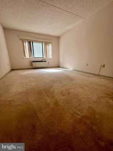 800 AVONDALE RD, Wallingford, PA 19086