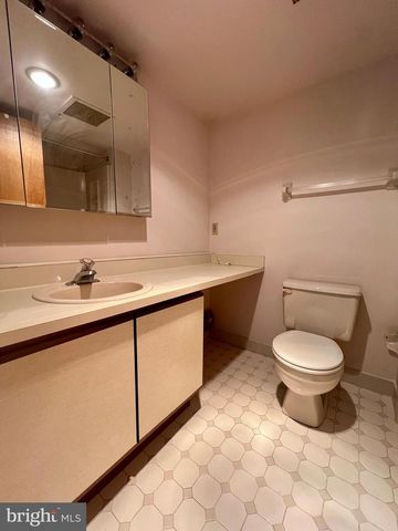 800 AVONDALE RD, Wallingford, PA 19086