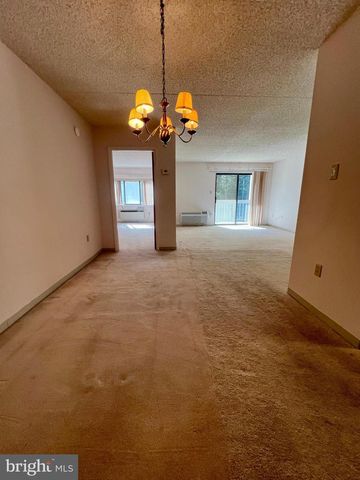 800 AVONDALE RD, Wallingford, PA 19086