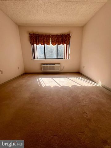 800 AVONDALE RD, Wallingford, PA 19086