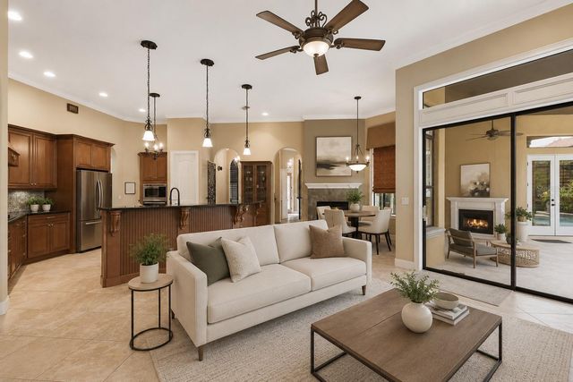 25514 HIGH HAMPTON CIRCLE, Sorrento, FL 32776