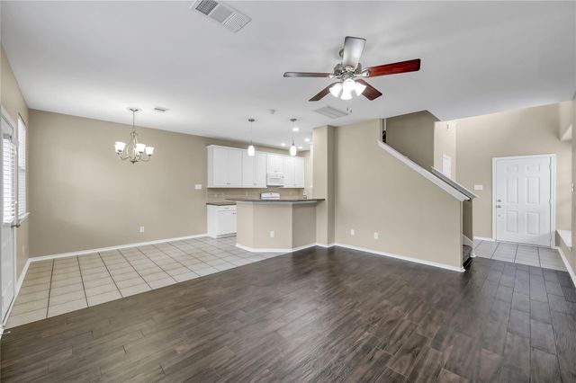 19 Peachridge Place, The Woodlands, TX 77382