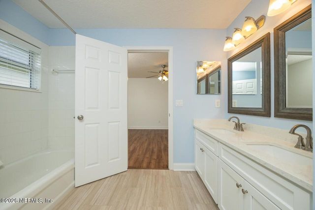 1852 HICKORY TRACE Drive, Fleming Island, FL 32003