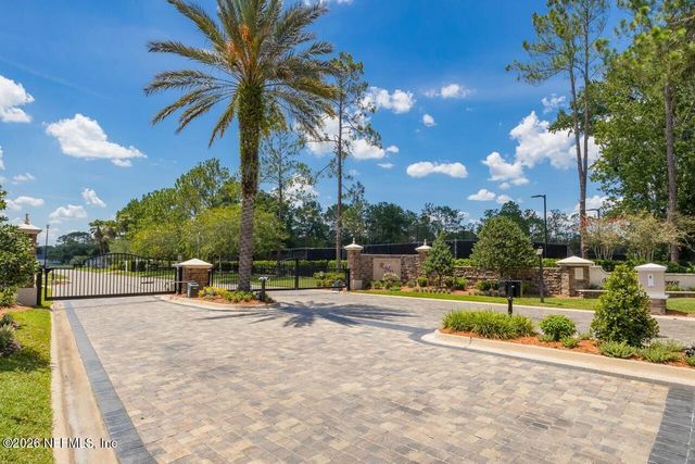 1852 HICKORY TRACE Drive, Fleming Island, FL 32003
