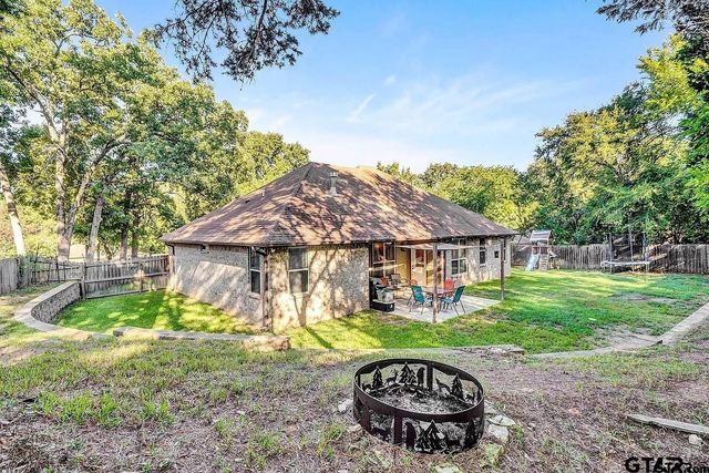 16165 Chris Ln, Tyler, TX 75703