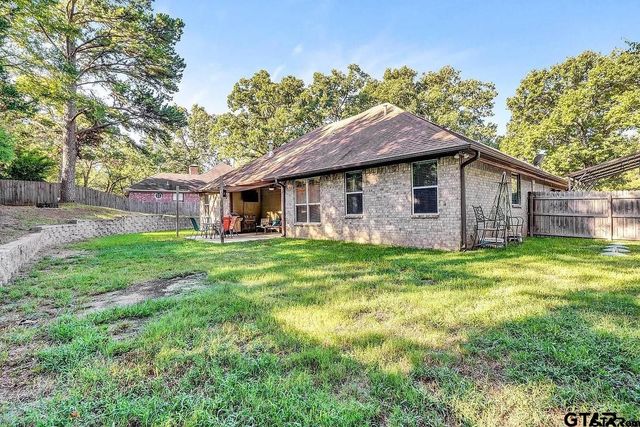 16165 Chris Ln, Tyler, TX 75703