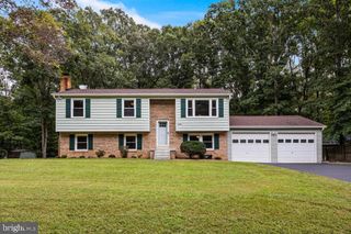36907 W LAKELAND DR, Mechanicsville, MD 20659