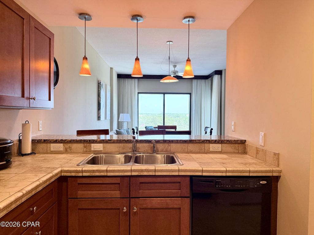 Image 5 of property listing at 15100 Front Beach Road 627, Panama City Beach, FL 32413