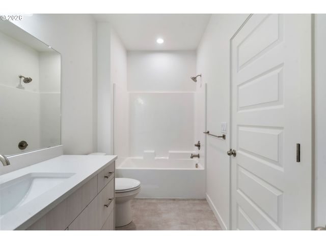 5107 Ne 113TH Loop, Vancouver, WA 98686