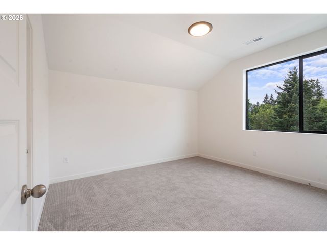 5107 Ne 113TH Loop, Vancouver, WA 98686