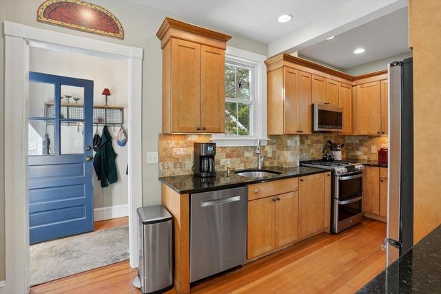 121 Boyd Road, Portsmouth, NH 03801