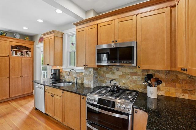 121 Boyd Road, Portsmouth, NH 03801