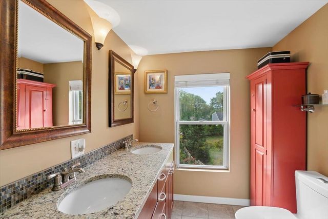 121 Boyd Road, Portsmouth, NH 03801