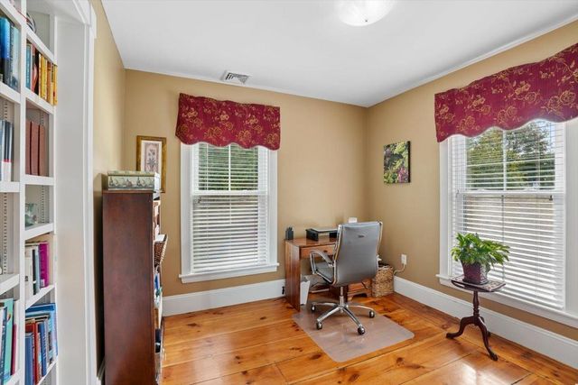 121 Boyd Road, Portsmouth, NH 03801