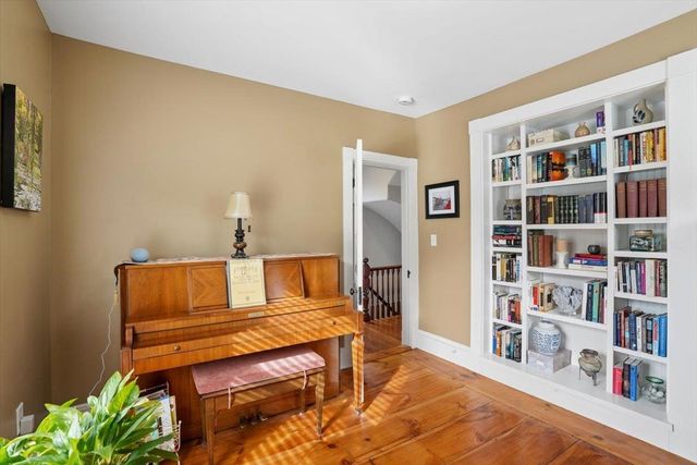 121 Boyd Road, Portsmouth, NH 03801