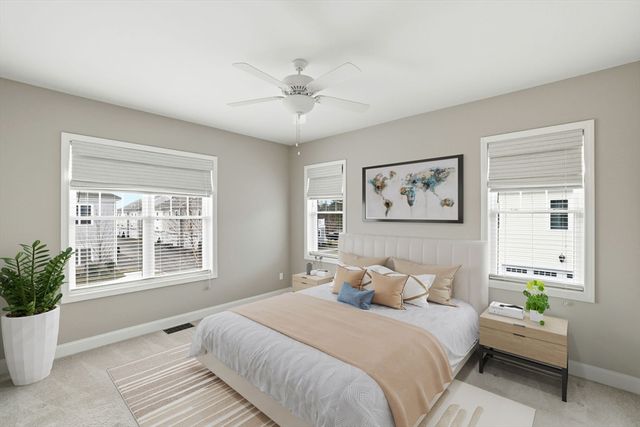 20 Daisy Ln, Plymouth, MA 02360