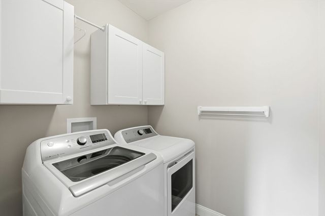 20 Daisy Ln, Plymouth, MA 02360