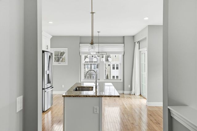 20 Daisy Ln, Plymouth, MA 02360