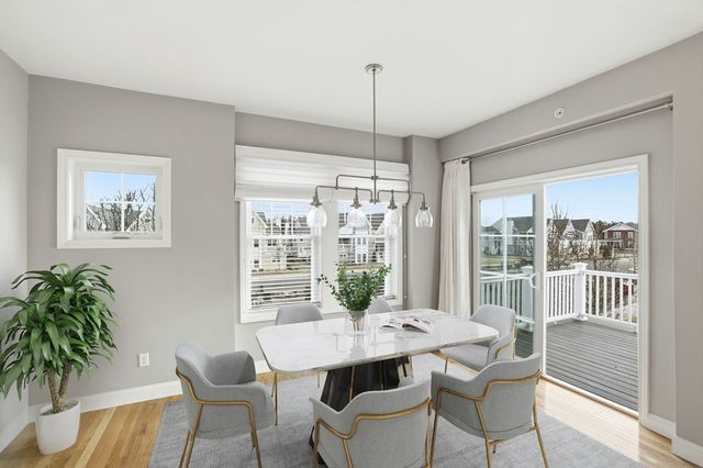 20 Daisy Ln, Plymouth, MA 02360